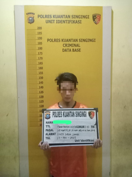 Pemilik Konter handpone Di Pasar Lubuk Jambi Di Tangkap Satreskim Polres Kuansing Karena Menjual Chip Higgs Domino