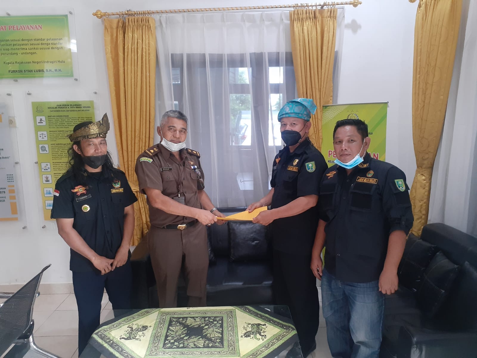 DPD-LLMB Inhu Serahkan Berkas SPKO ke Sejumlah Instansi Terkait