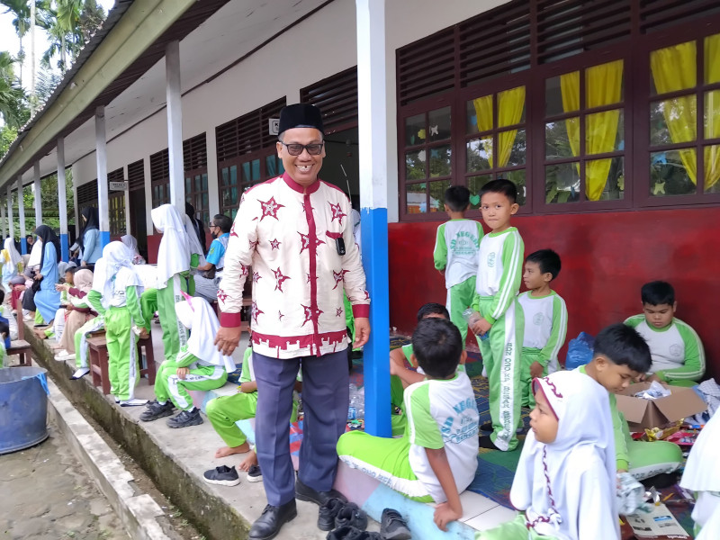 Melalui Karya P5, SDN 020 Kampung Besar Seberang Tanamkan Nilai Hidup Berkelanjutan pada Siswa