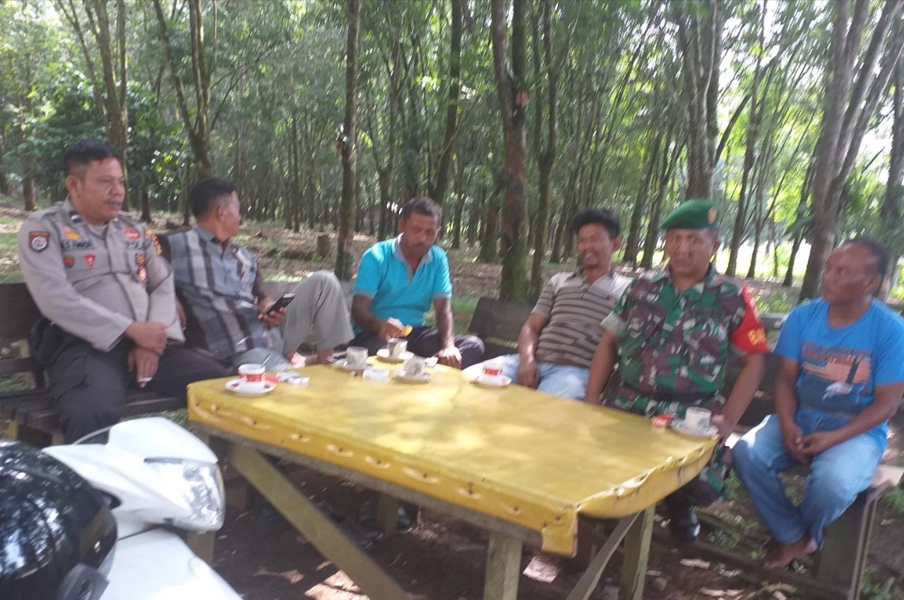 Kegiatan Komsos, Koramil 05/Peranap Himbau Warga Antisipasi Malaria