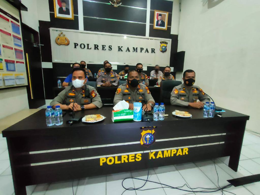 Konferensi Pers Akhir Tahun, Kapolres Kampar Sampaikan Capaian Kinerja Selama 2021