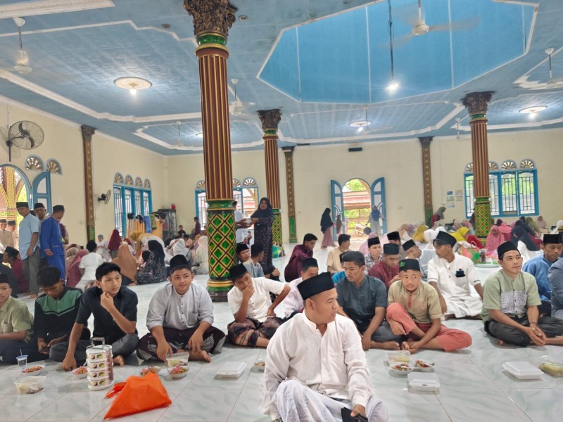 Semangat Gotong Royong Warnai Perayaan Idul Adha di Desa Beligan, 9 Sapi Disembelih untuk Warga