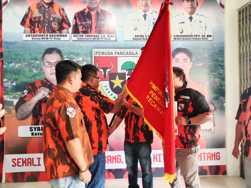 MPC-PP Rohul Serahkan SK Caretaker PAC Kabun, Afrizal Siap Perkuat Struktur Organisasi
